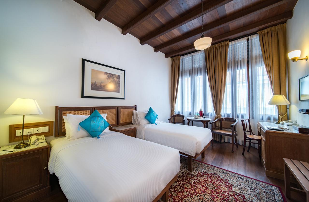 Nam Keng Hotel Penang George Town Exteriör bild